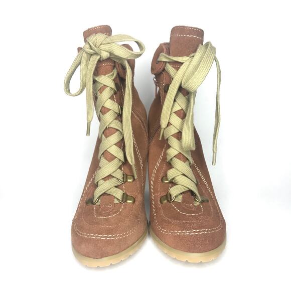 Chinese Laundry Fearsome Suede Booties Heels Womens 8M - Picture 4 of 15